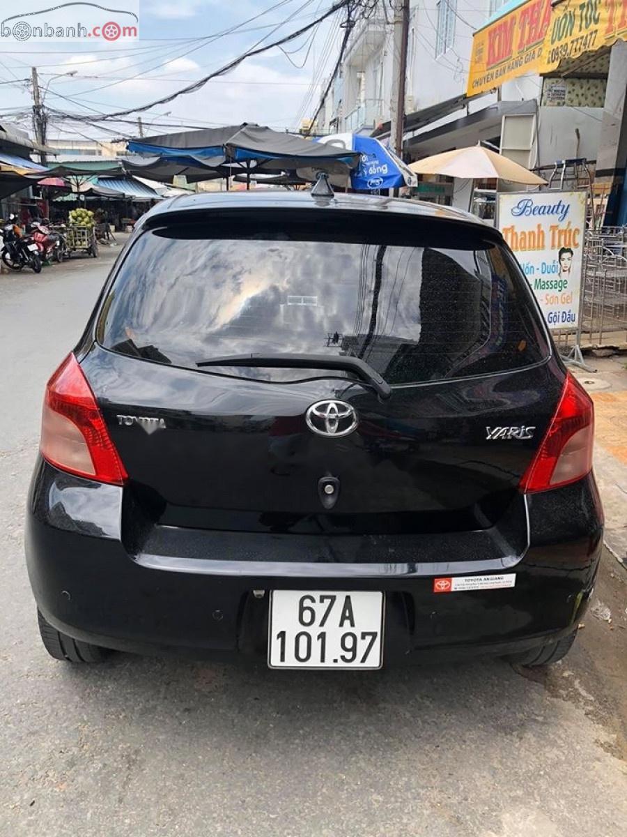 Toyota Yaris 2009 - Xe Toyota Yaris đời 2009, màu đen, xe nhập, 330 triệu