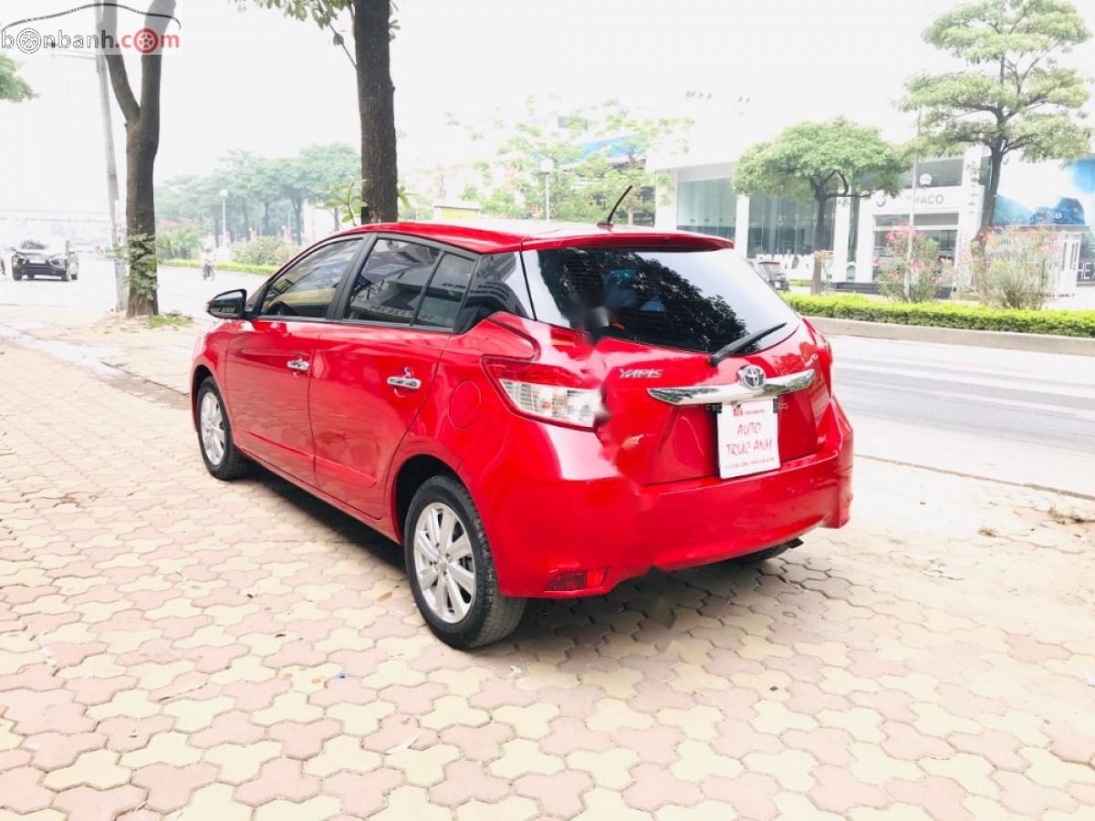 Toyota Yaris 2017 - Cần bán Toyota Yaris 1.5G năm 2017, màu đỏ, xe nhập, 610tr
