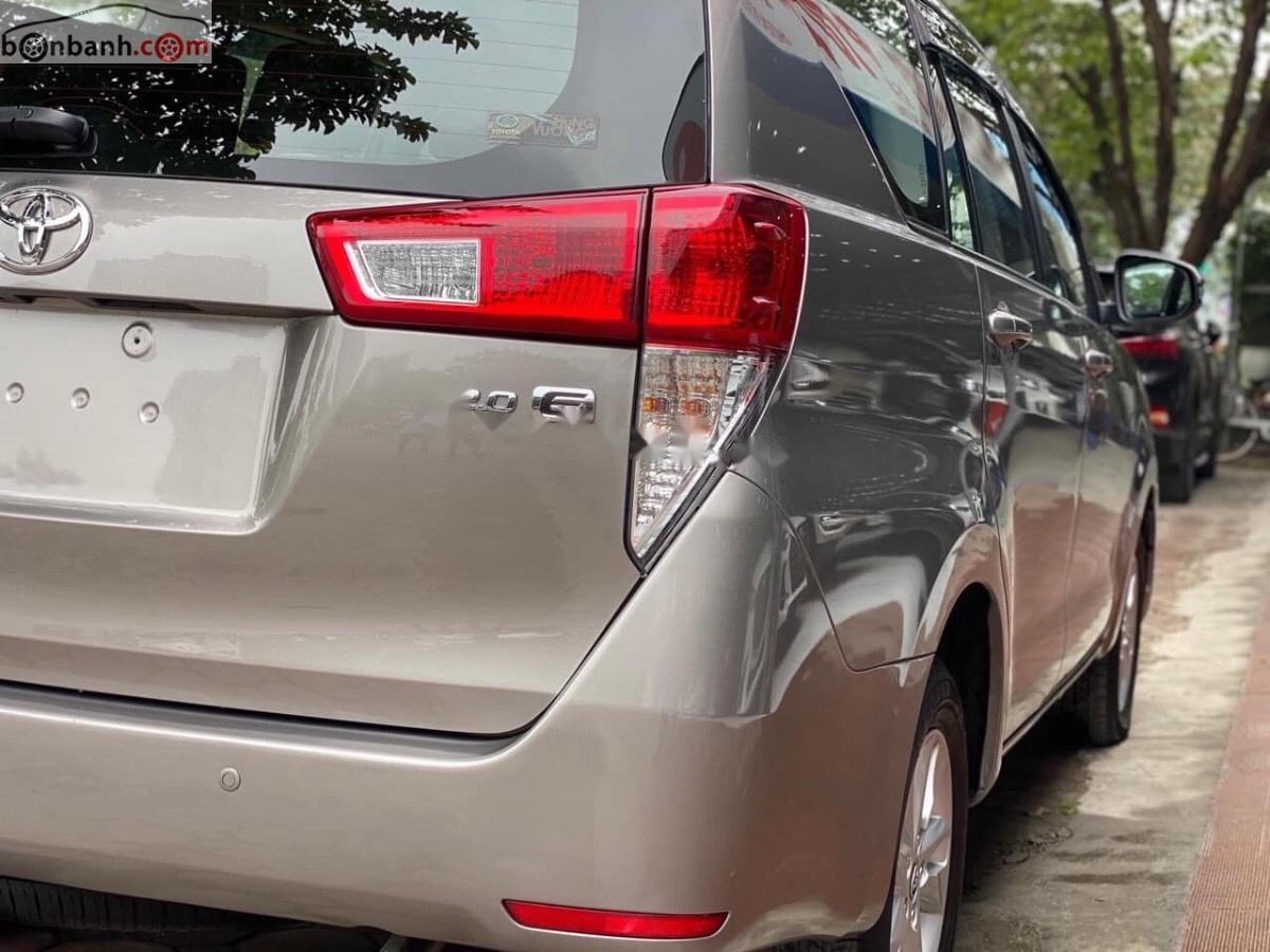 Toyota Innova   2019 - Cần bán xe Toyota Innova 2.0E đời 2019, màu đồng