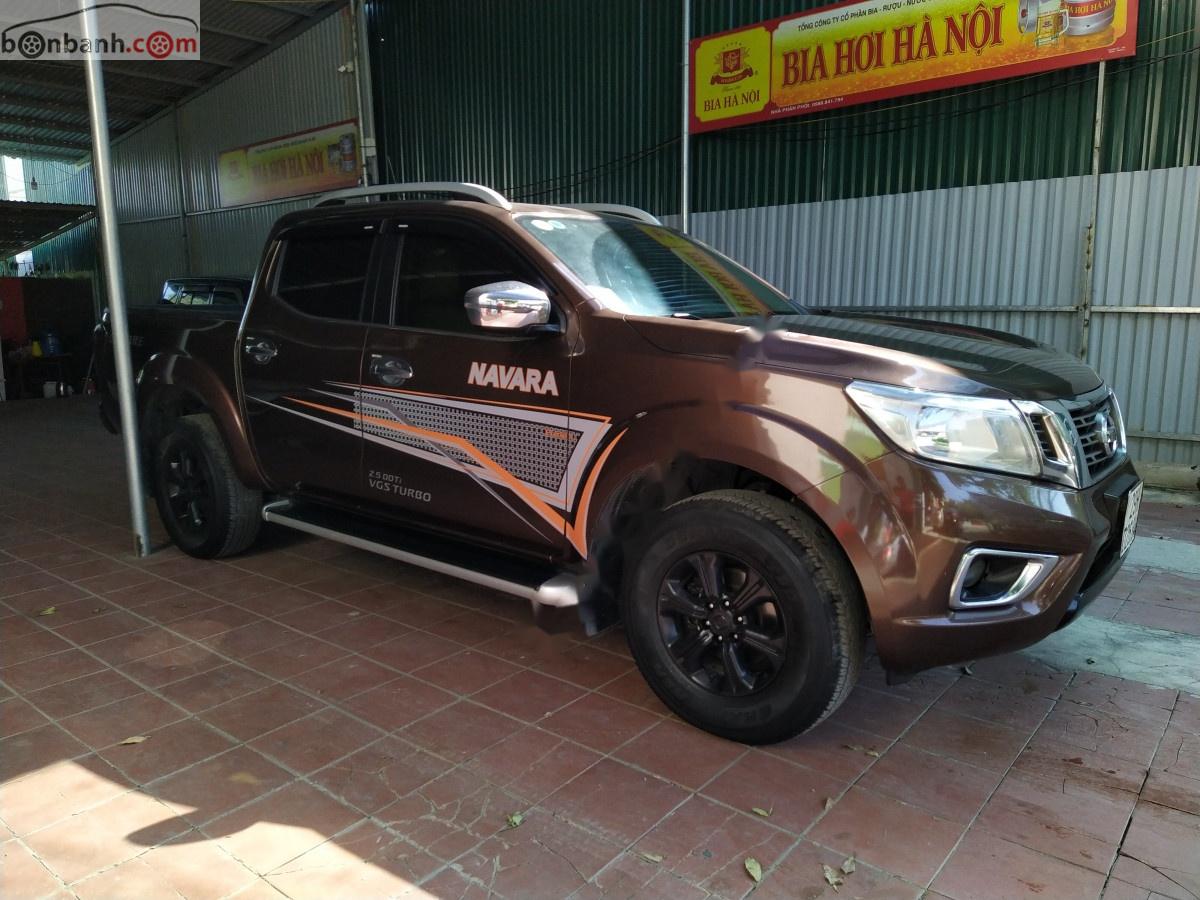 Nissan Navara EL 2.5AT 2WD 2016 - Bán Nissan Navara sản xuất EL 2.5 VGS Turbo 2016, màu nâu, xe nhập số tự động