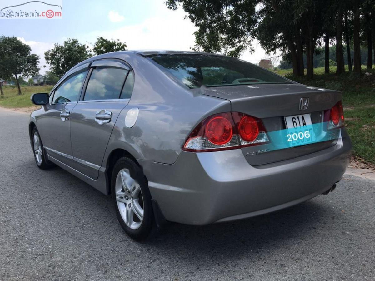 Honda Civic 2006 - Cần bán Honda Civic đời 2006, màu xám số tự động, giá 338tr