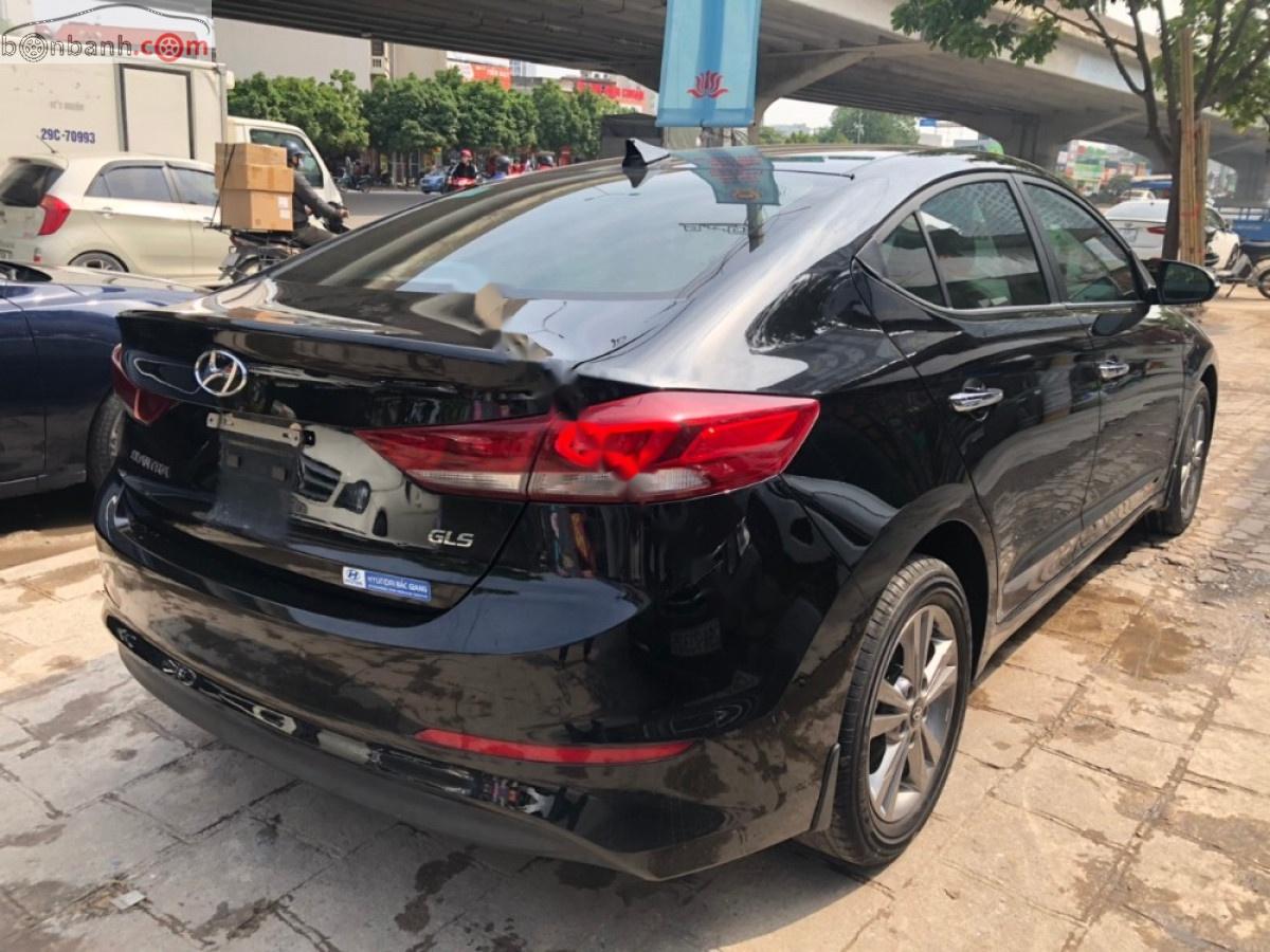 Hyundai Elantra GLS 2019 - Bán Hyundai Elantra GLS năm sản xuất 2019, màu đen, giá tốt