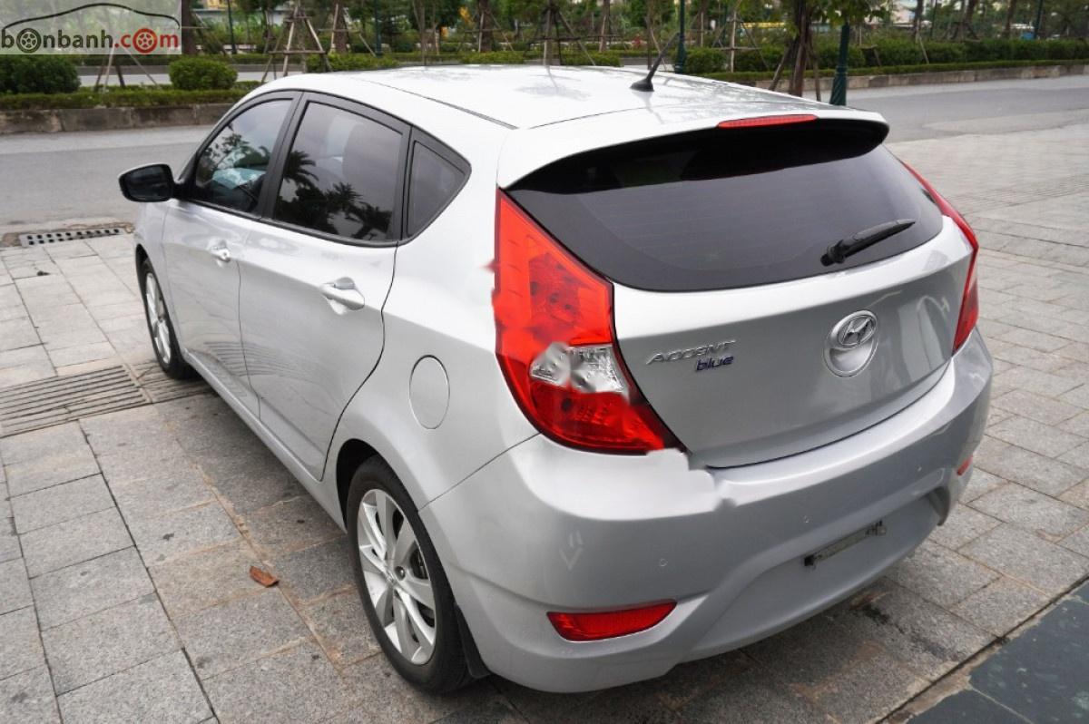 Hyundai Accent   2015 - Bán Hyundai Accent 1.4 AT đời 2015, màu bạc, nhập khẩu 