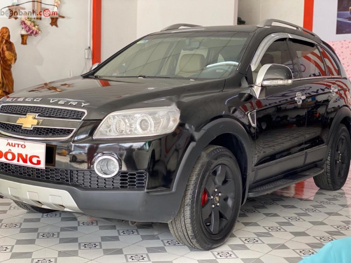 Chevrolet Captiva LT 2.4 MT 2007 - Bán Chevrolet Captiva LT 2.4 MT 2007, màu đen xe gia đình, giá chỉ 250 triệu