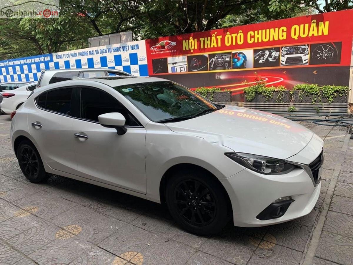 Mazda 3 1.5 AT 2016 - Cần bán Mazda 3 1.5 AT năm sản xuất 2016, màu trắng như mới