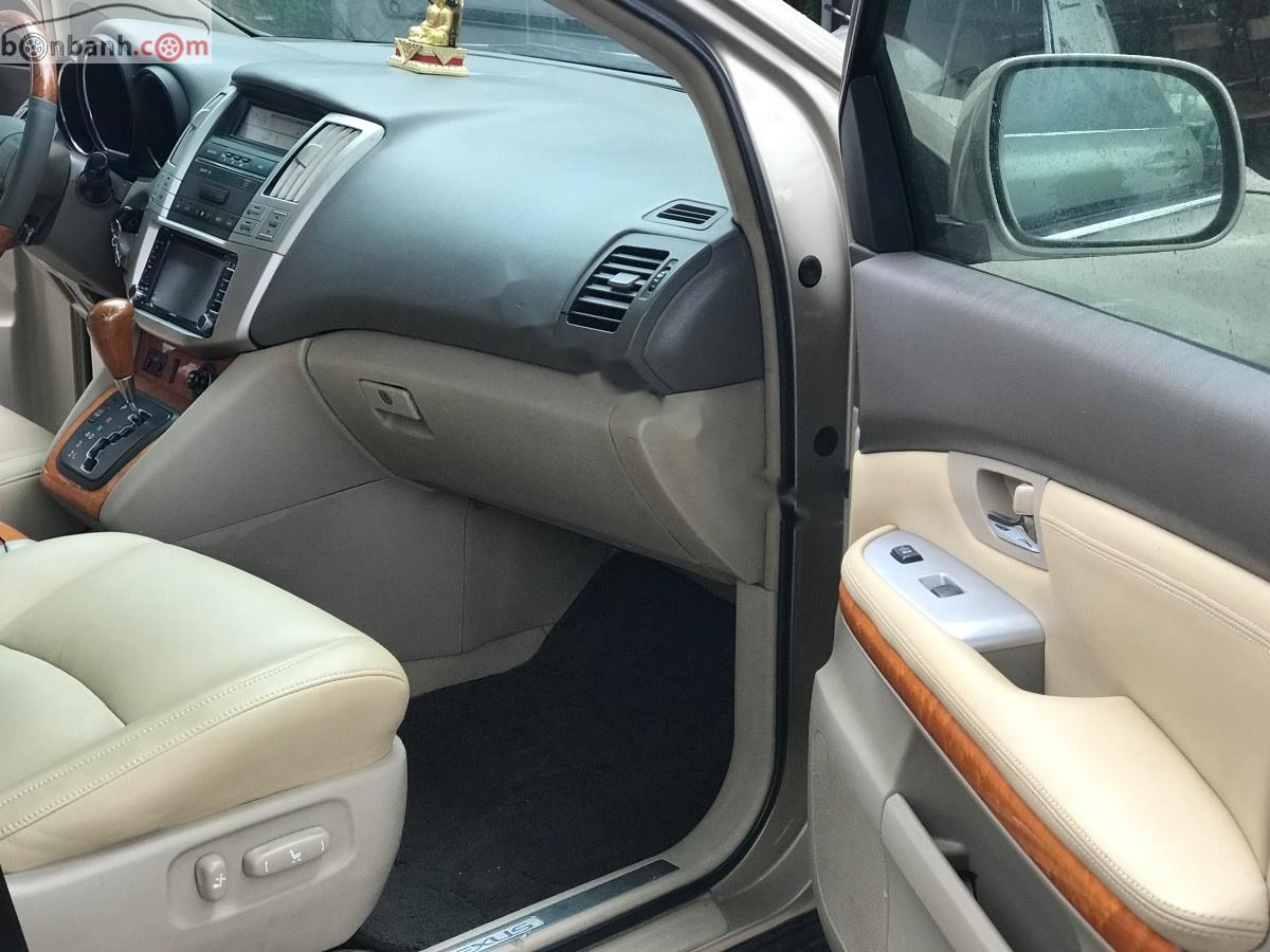 Lexus RX 2005 - Bán ô tô Lexus RX 330 2005, màu vàng, nhập khẩu