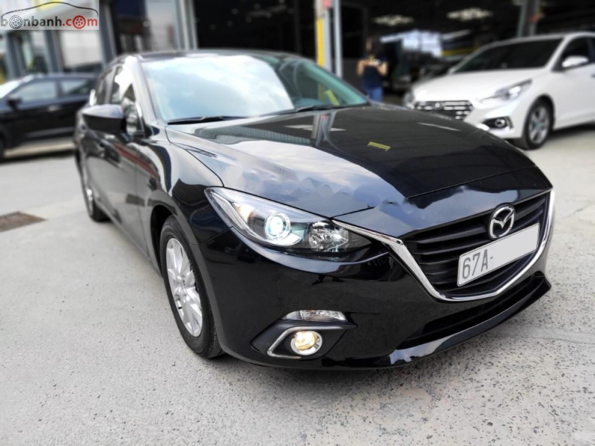 Mazda 3 C 2016 - Cần bán xe Mazda 3 C sản xuất 2016, màu đen số tự động, 558 triệu