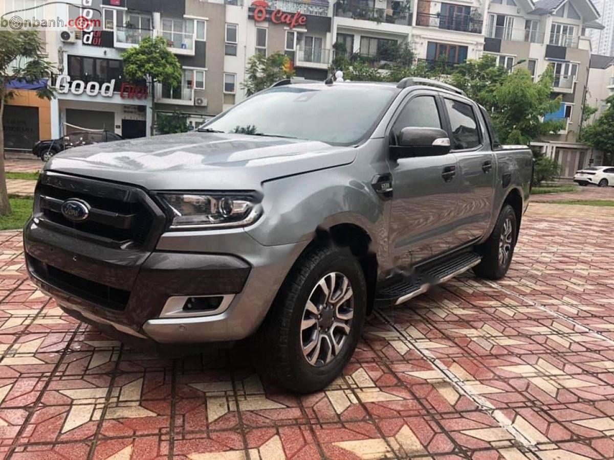 Ford Ranger Wildtrak 3.2L 4x4 AT 2016 - Cần bán gấp Ford Ranger Wildtrak 3.2L 4x4 AT năm 2016, nhập khẩu, 690tr