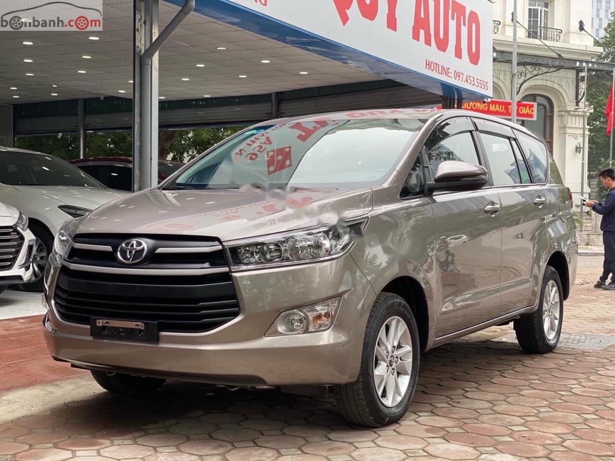 Toyota Innova   2019 - Cần bán xe Toyota Innova 2.0E đời 2019, màu đồng