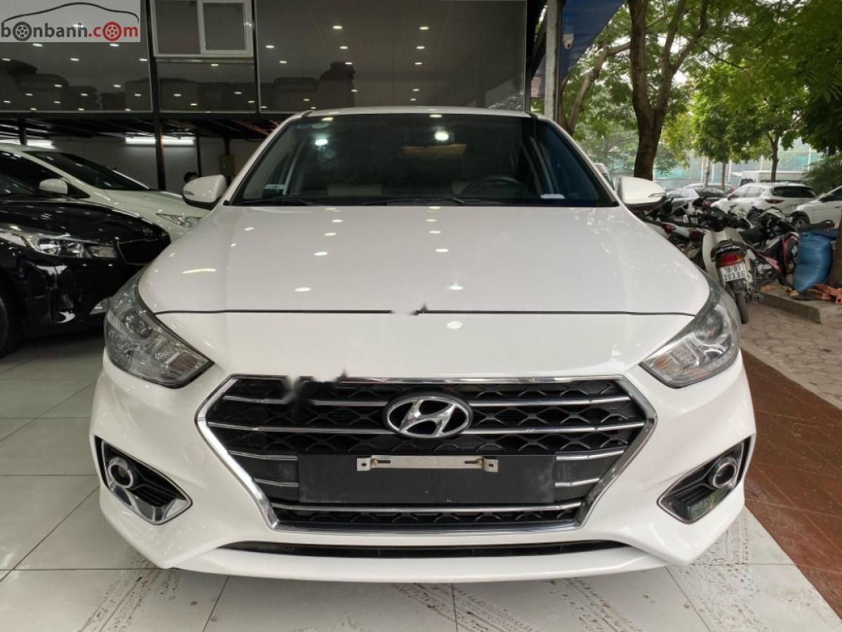 Hyundai Accent 1.4 MT 2018 - Cần bán xe Hyundai Accent 1.4 MT năm 2018, màu trắng