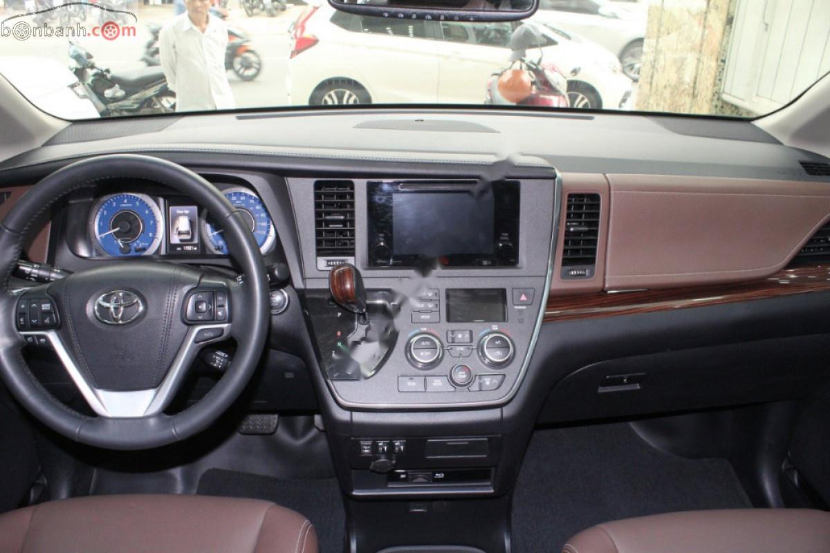 Toyota Sienna Limited 3.5 AWD 2015 - Bán Toyota Sienna Limited năm 2015, màu trắng, xe nhập