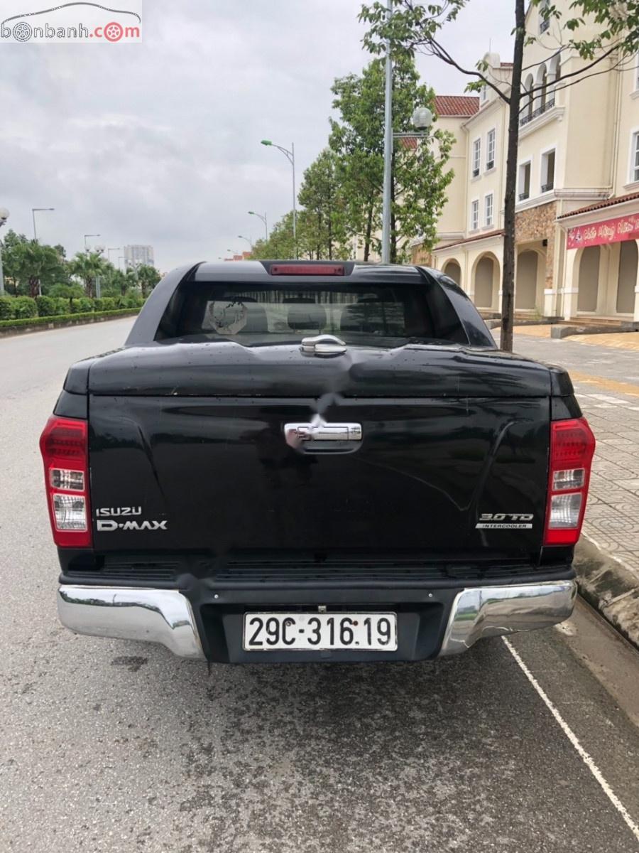 Isuzu Dmax LS 3.0 4x2MT 2014 - Bán ô tô Isuzu Dmax LS 3.0 4x2MT đời 2014, màu đen, xe nhập chính chủ