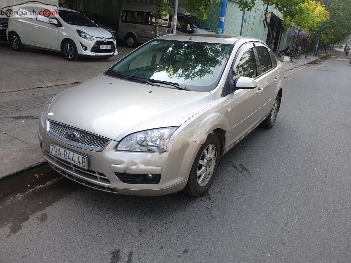 Ford Focus 2.0 AT 2005 - Bán Ford Focus 2.0 AT đời 2005 số tự động