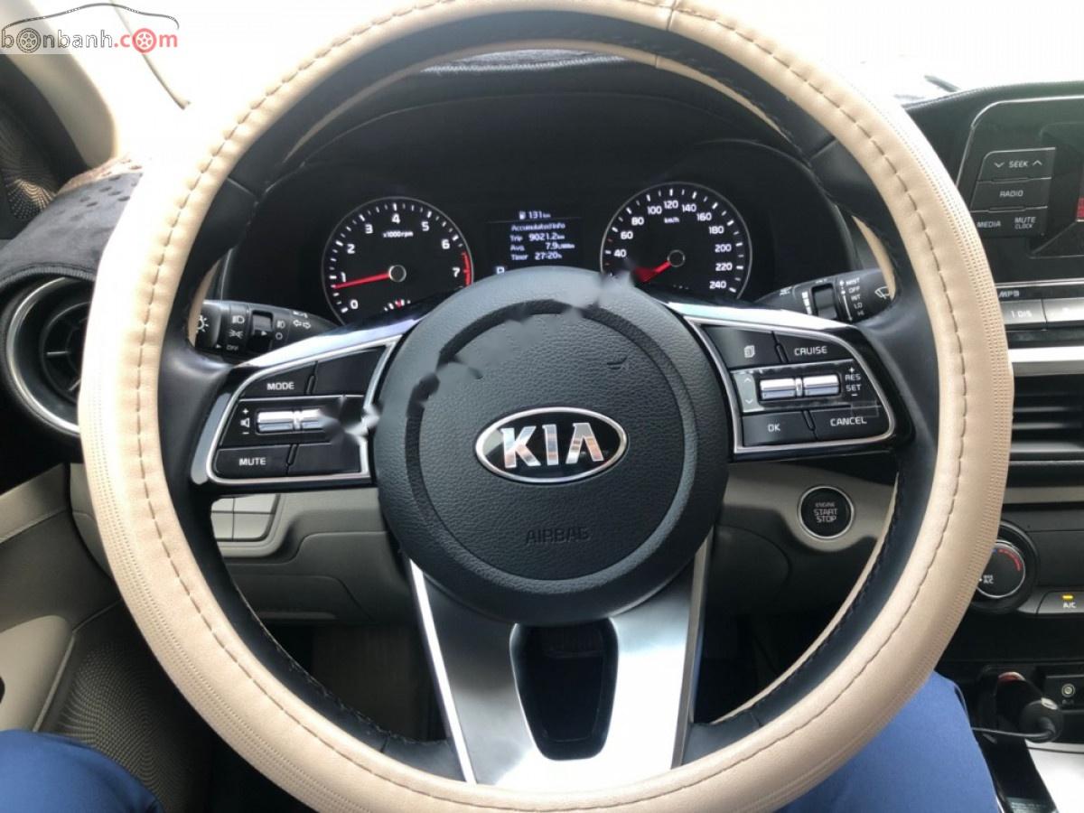 Kia Cerato 2019 - Cần bán lại xe cũ Kia Cerato năm 2019, màu trắng