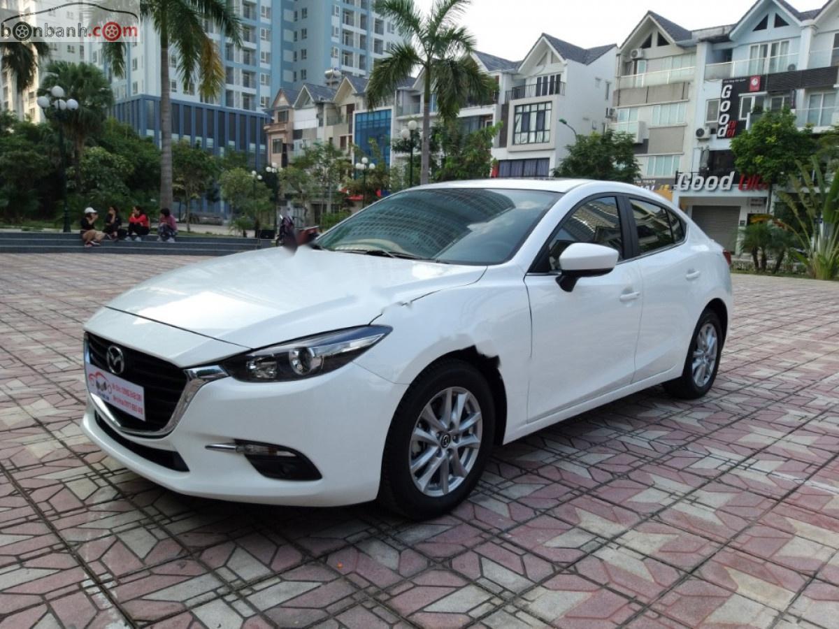 Mazda 3   2018 - Bán Mazda 3 1.5 AT năm 2018, màu trắng, số tự động