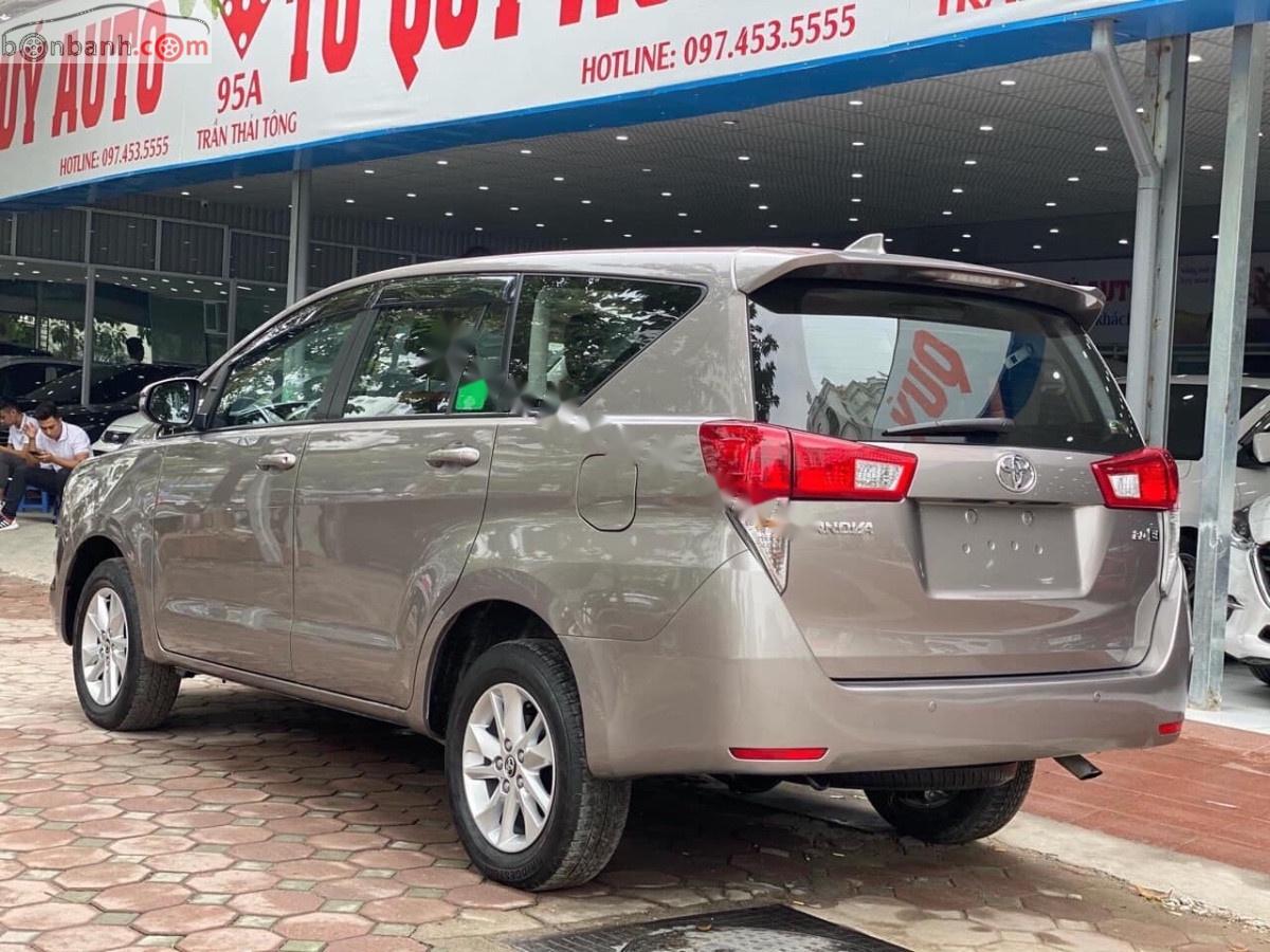 Toyota Innova   2019 - Cần bán xe Toyota Innova 2.0E đời 2019, màu đồng