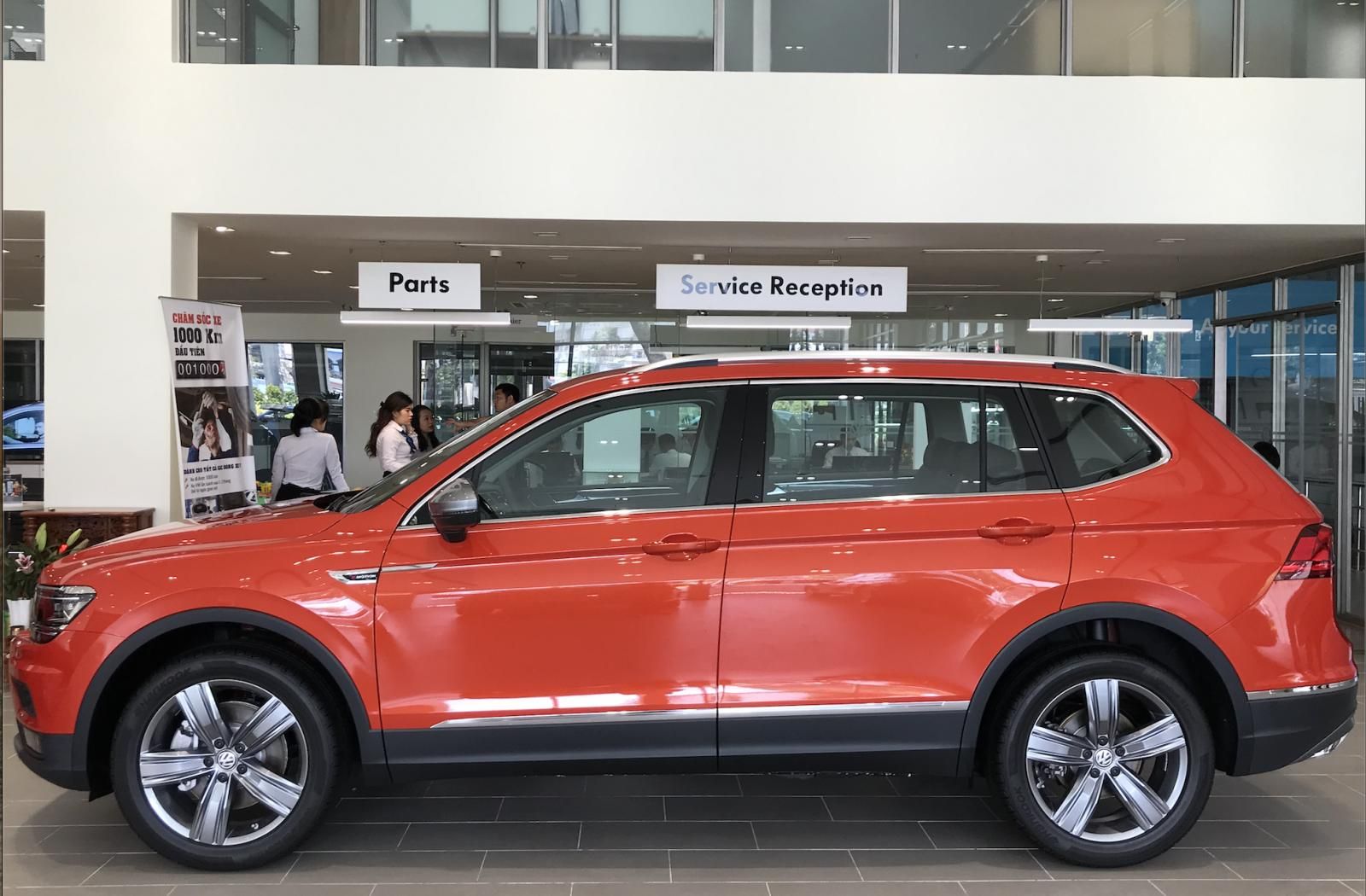 Volkswagen Tiguan 2019 - Xe Đức Tiguan AllSpace 7 chỗ duy nhất dưới 2 tỷ nay lại còn giảm giá sốc, hotline: 0906876854