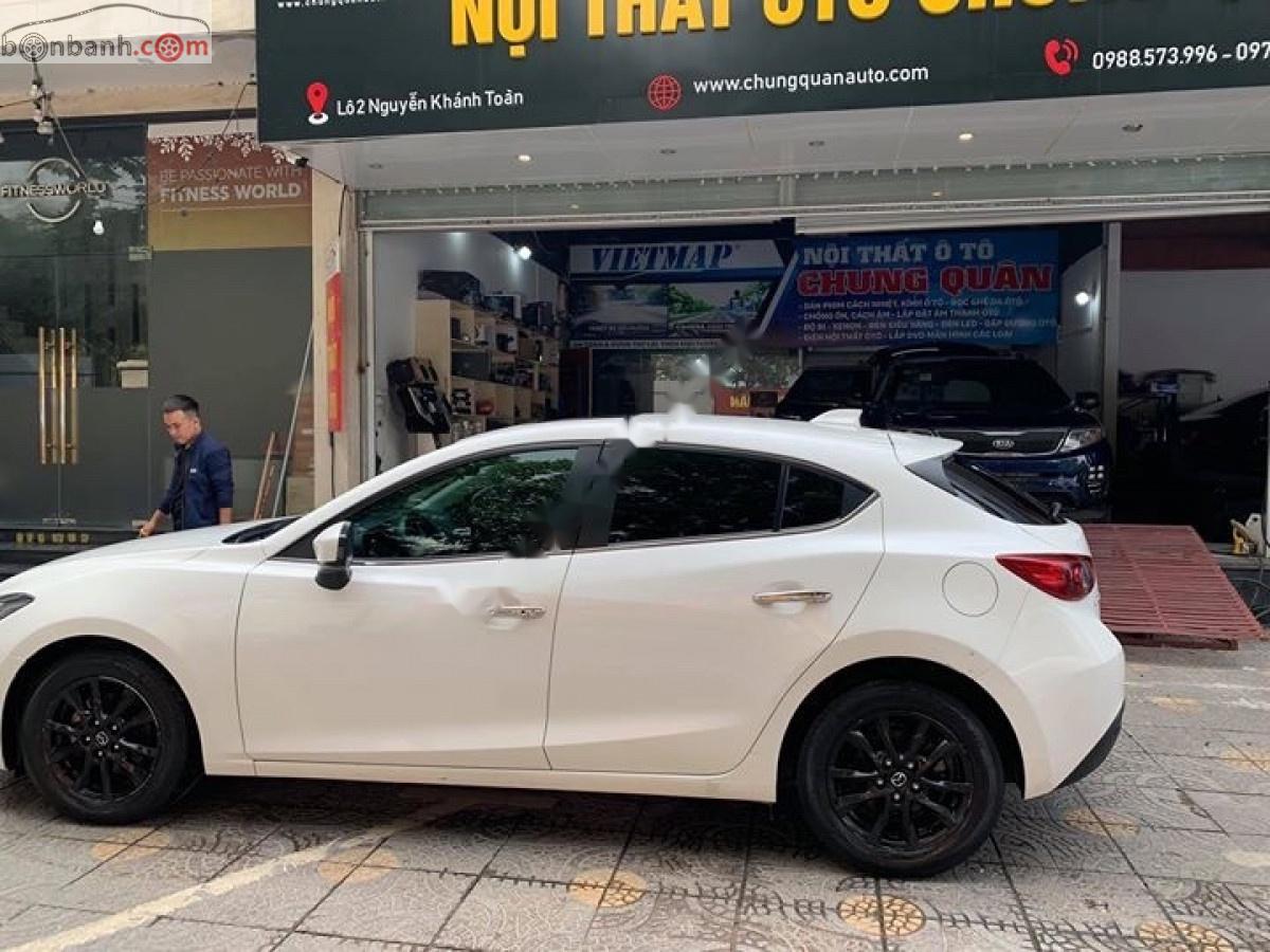 Mazda 3 1.5 AT 2016 - Cần bán Mazda 3 1.5 AT năm sản xuất 2016, màu trắng như mới