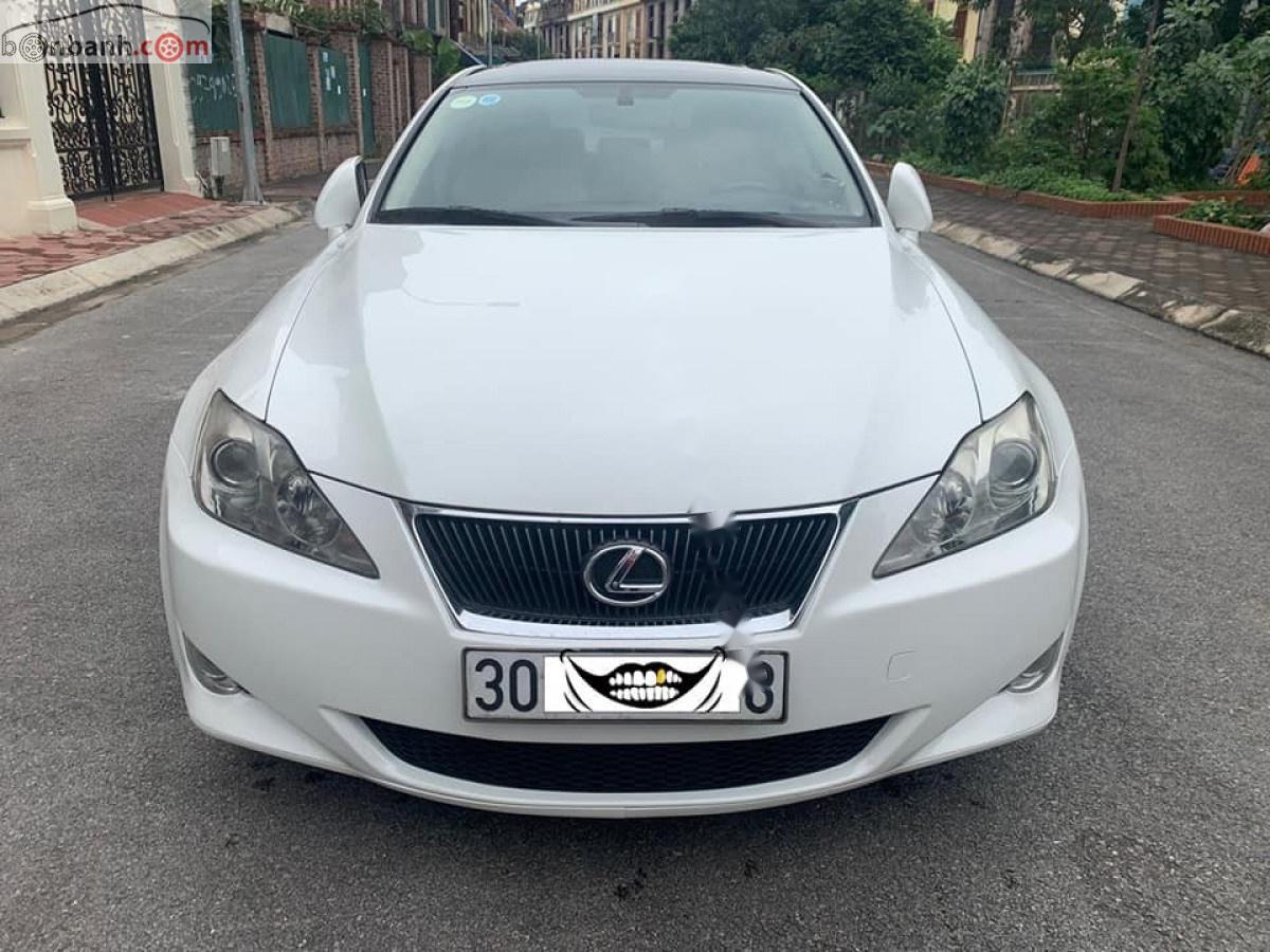 Lexus IS 250 2008 - Cần bán Lexus IS 250 năm sản xuất 2008, màu trắng, nhập khẩu số tự động