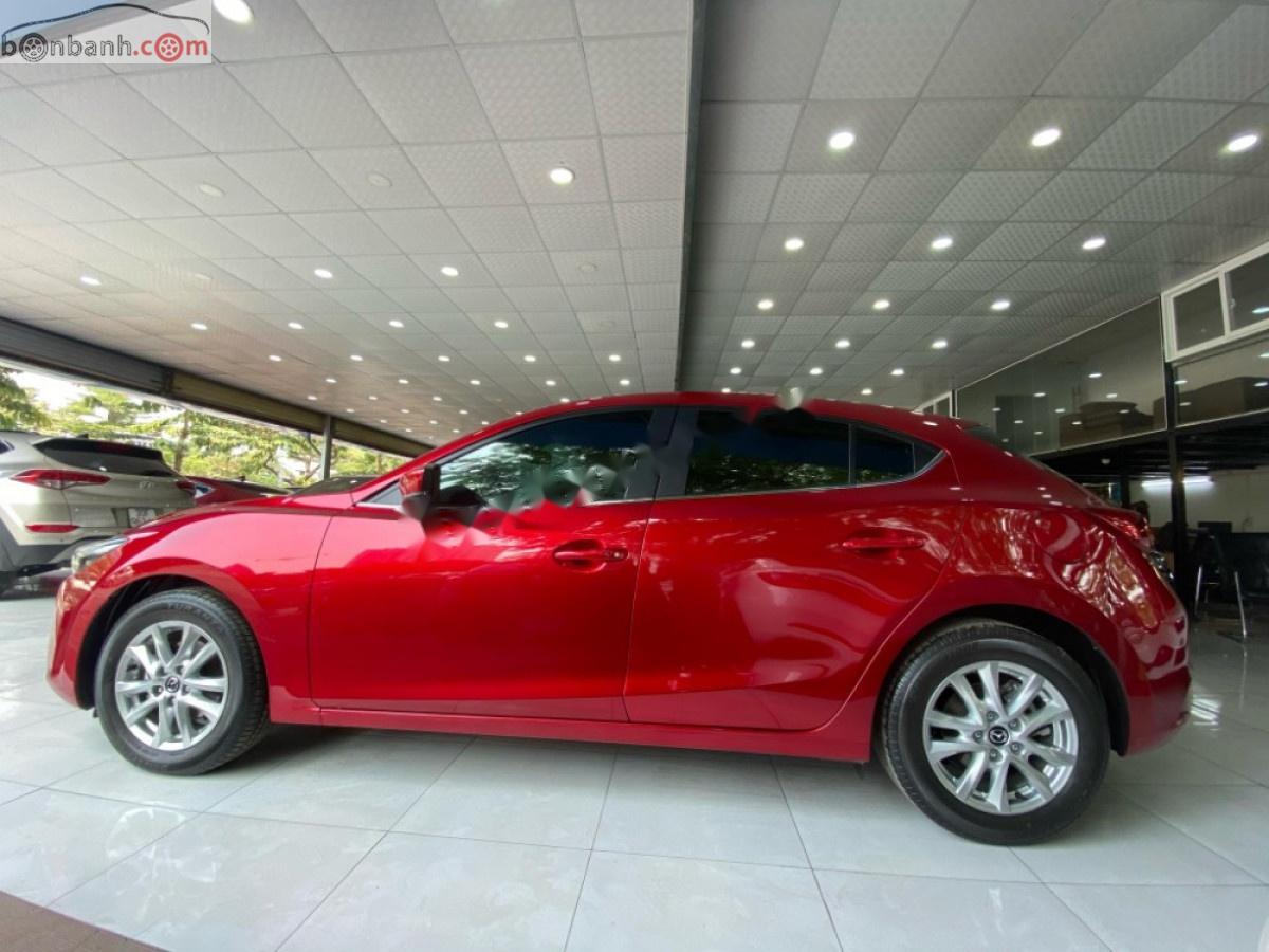 Mazda 3 1.5L Sport Luxury 2019 - Cần bán gấp Mazda 3 1.5AT đời 2019, màu đỏ