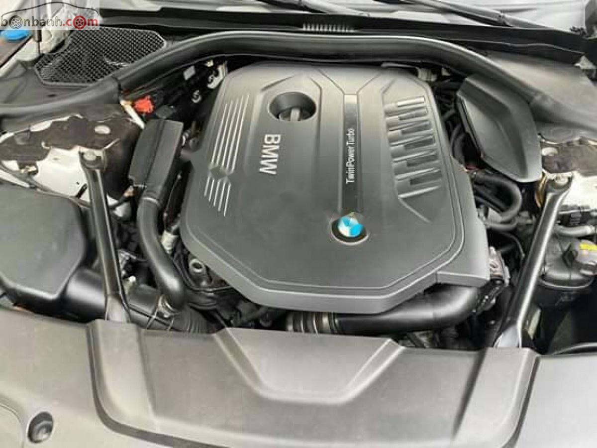 BMW 7 Series 2015 - Bán xe BMW 7 Series 740Li năm sản xuất 2015, màu trắng, nhập khẩu nguyên chiếc chính hãng