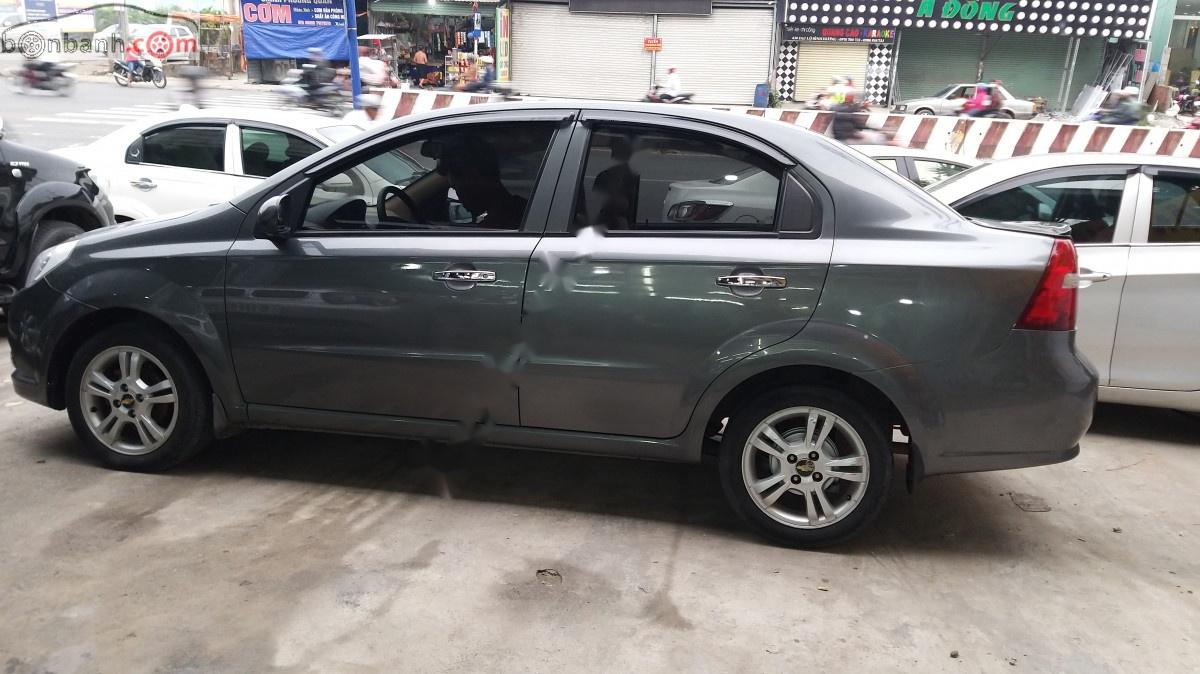 Chevrolet Aveo 2014 - Cần bán Chevrolet Aveo 2014, màu xanh xám xe nguyên bản