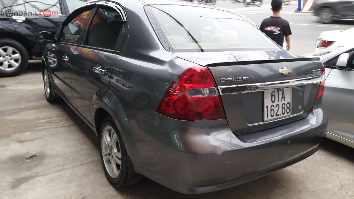 Chevrolet Aveo 2014 - Cần bán Chevrolet Aveo 2014, màu xanh xám xe nguyên bản