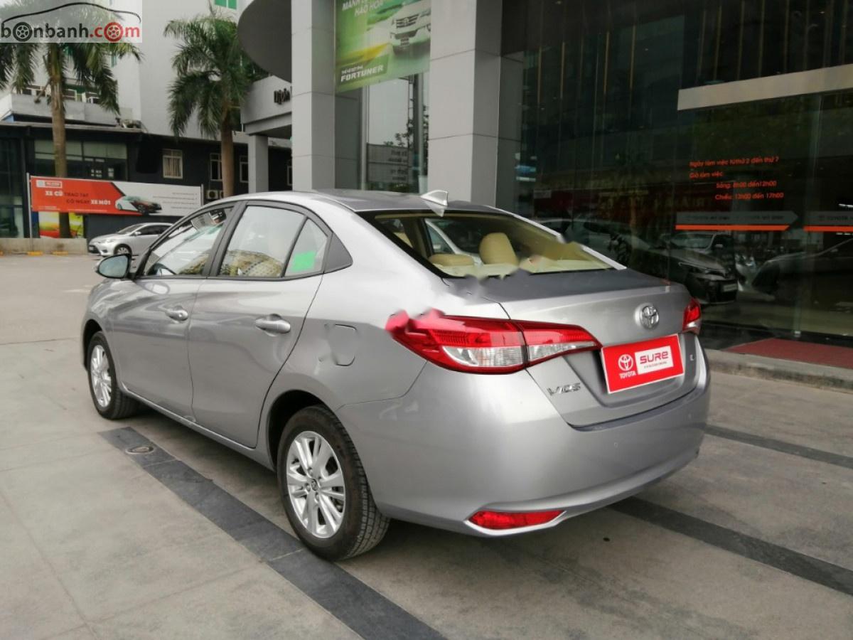 Toyota Vios 2019 - Cần bán lại xe Toyota Vios 1.5 E CVT năm 2019, màu bạc số tự động, giá chỉ 555 triệu