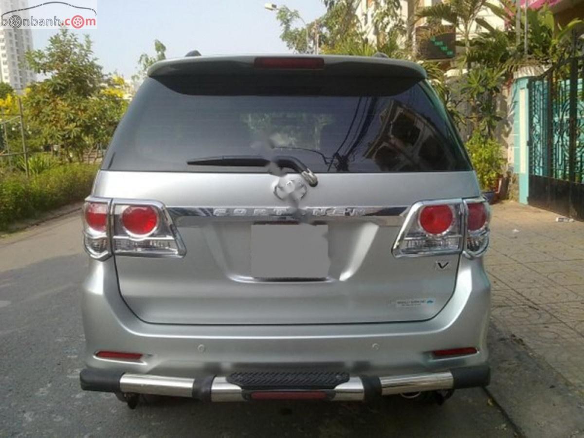 Toyota Fortuner 2013 - Bán Toyota Fortuner AT 2013, màu bạc chính chủ