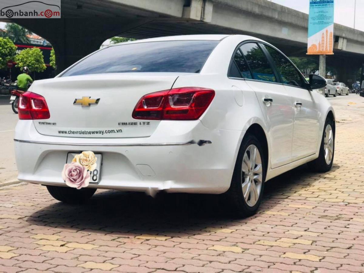 Chevrolet Cruze 2016 - Cần bán lại xe Chevrolet Cruze đời 2016, xe nguyên bản