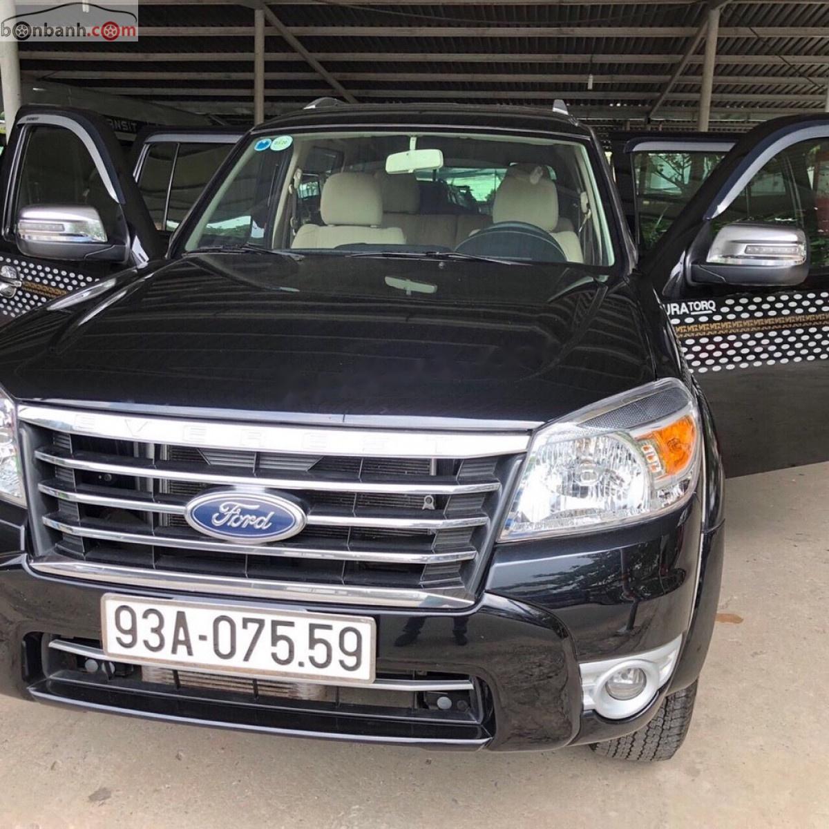 Ford Everest 2009 - Bán Ford Everest đời 2009, màu đen xe còn chạy rất êm