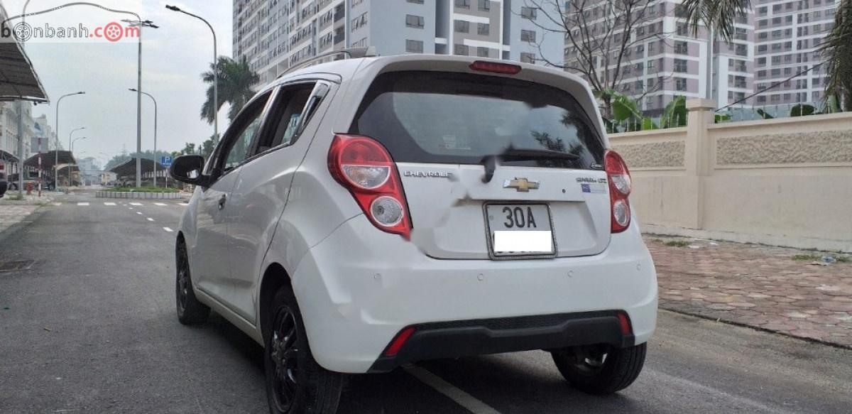 Chevrolet Spark 2013 - Bán Chevrolet Spark đời 2013, màu trắng, chính chủ, 229 triệu