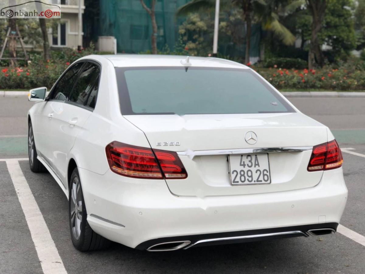 Mercedes-Benz E class  E250 2014 - Bán Mercedes E250 năm 2014, màu trắng xe còn mới nguyên