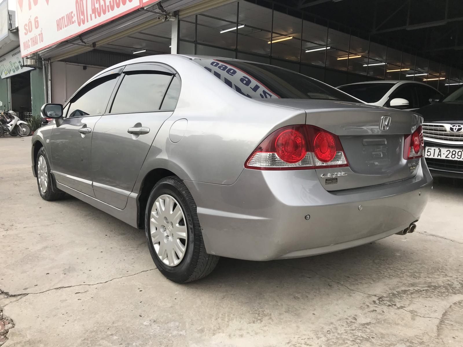 Honda Civic 2007 - Cần bán xe Honda Civic 1.8 MT đời 2007, màu xám