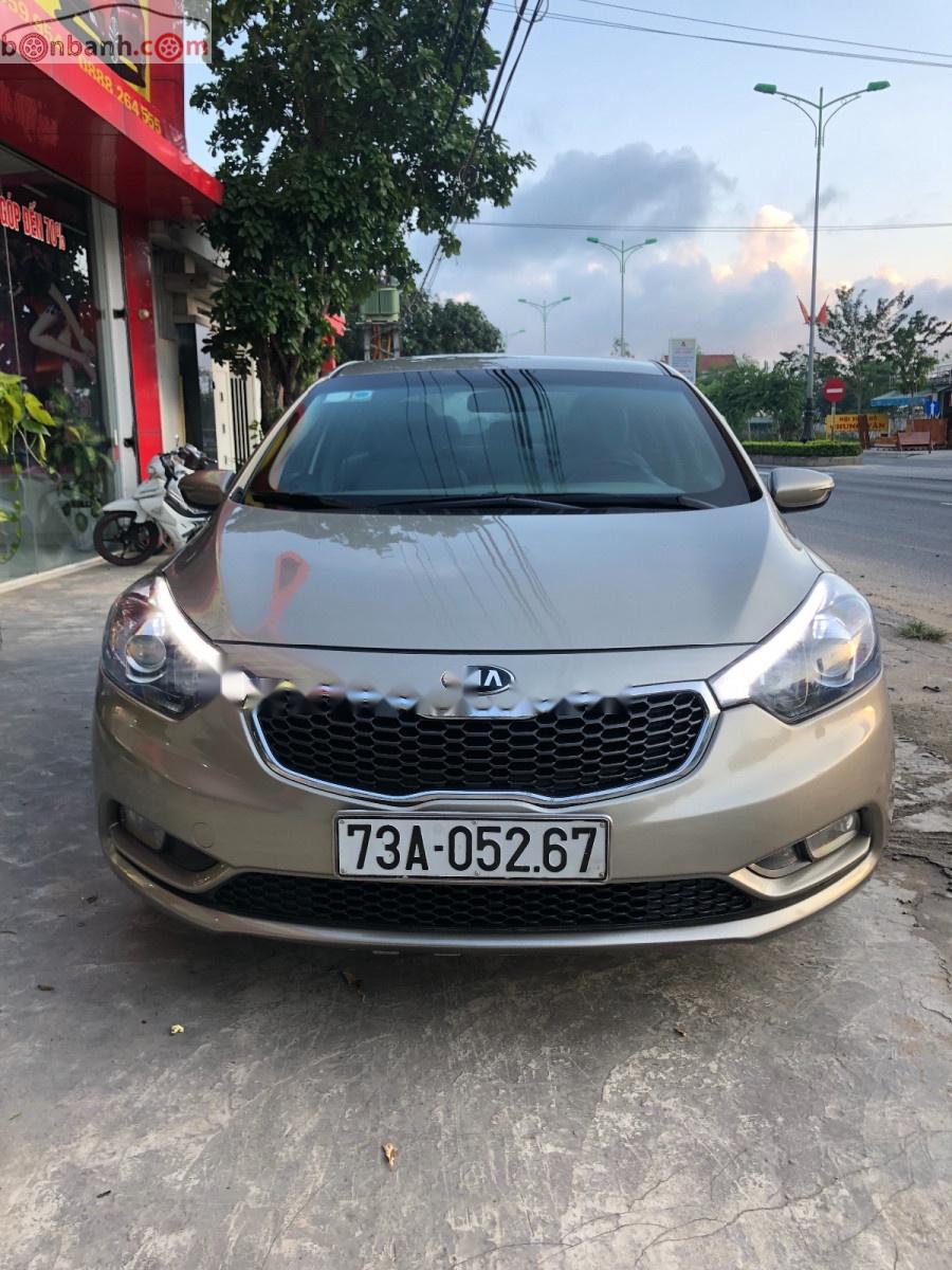 Kia K3 2015 - Bán xe Kia K3 MT sản xuất 2015, màu xám, nhập khẩu