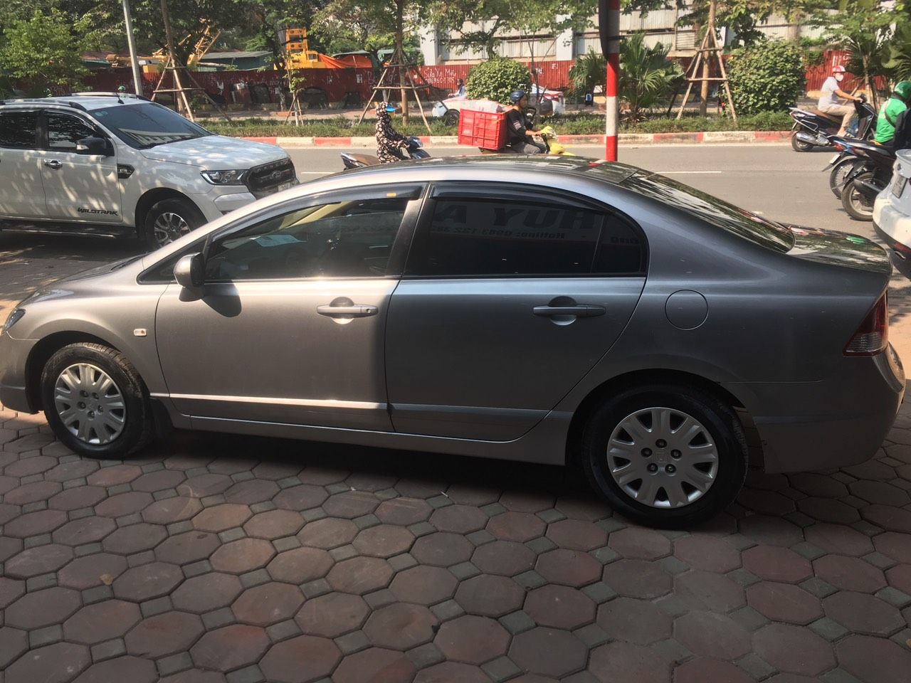 Honda Civic 2007 - Cần bán xe Honda Civic 1.8 MT đời 2007, màu xám