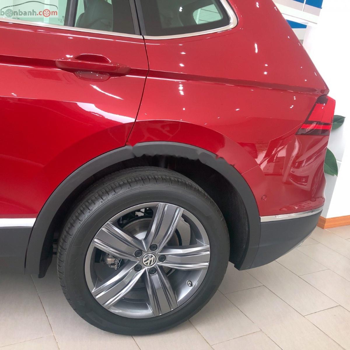 Volkswagen Tiguan 2019 - Bán Volkswagen Tiguan Allspace Luxury 2019, màu đỏ, nhập khẩu