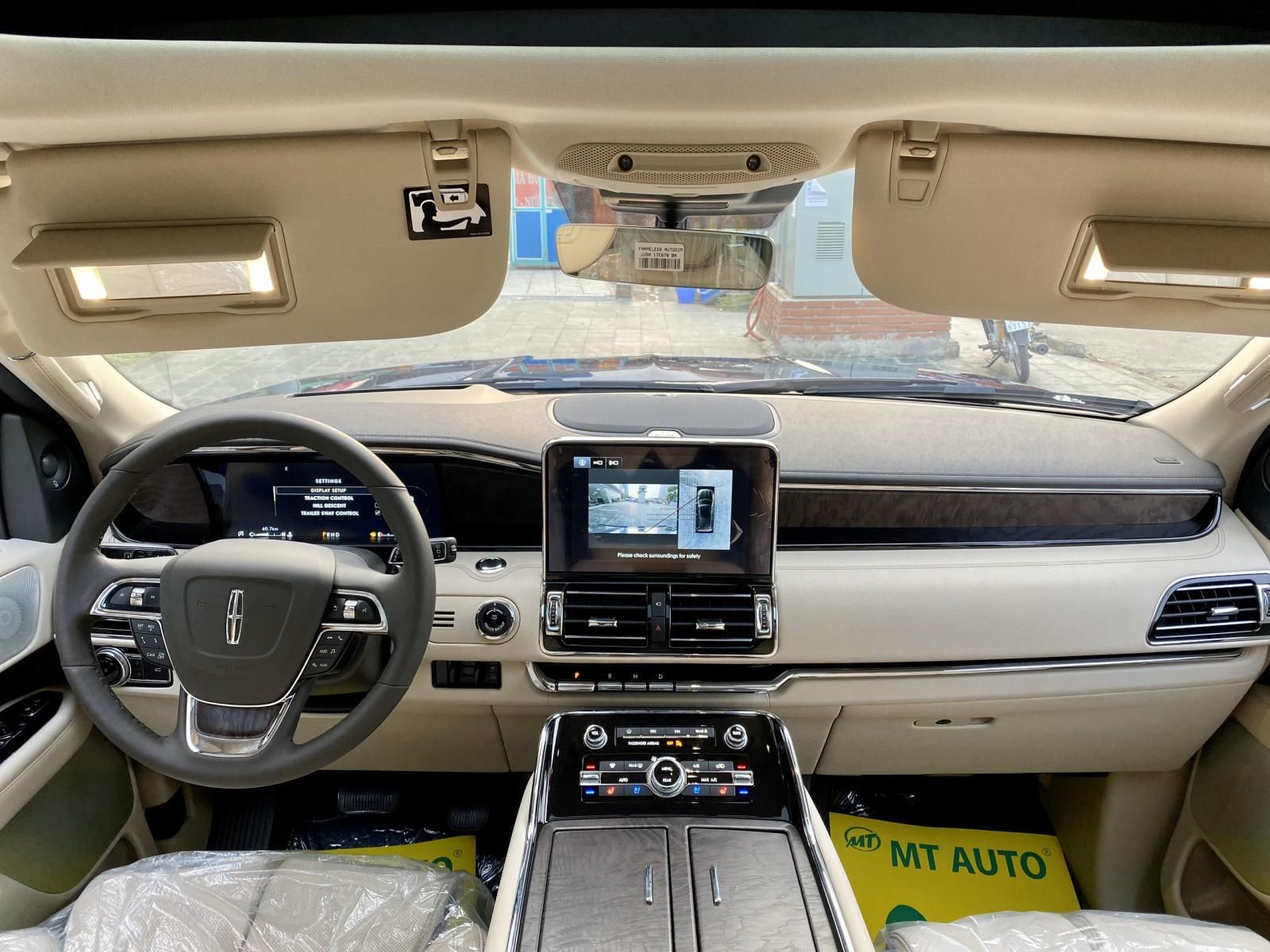 Lincoln Navigator Luxury 2019 - MT Auto bán nhanh chiếc xe  Lincoln Navigator Platinum 2019  - giá tốt nhất thị trường