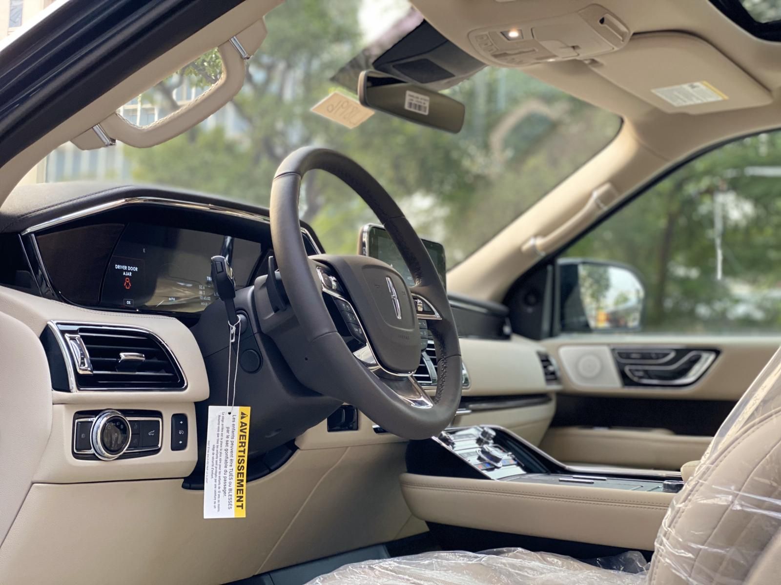 Lincoln Navigator Luxury 2019 - MT Auto bán nhanh chiếc xe  Lincoln Navigator Platinum 2019  - giá tốt nhất thị trường