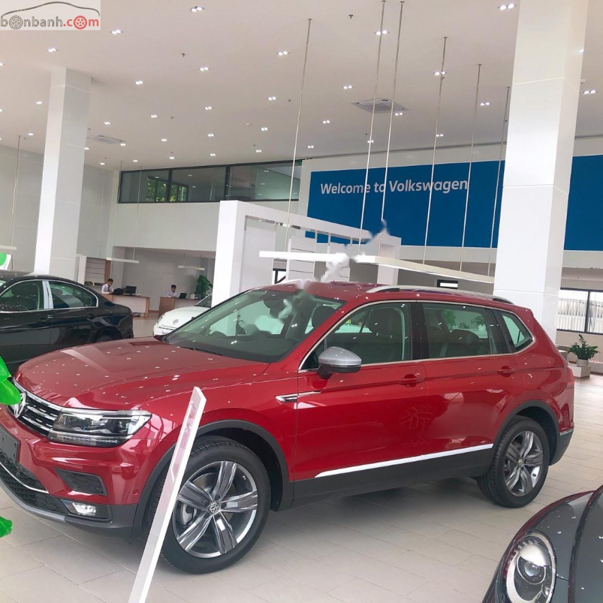 Volkswagen Tiguan 2019 - Bán Volkswagen Tiguan Allspace Luxury 2019, màu đỏ, nhập khẩu