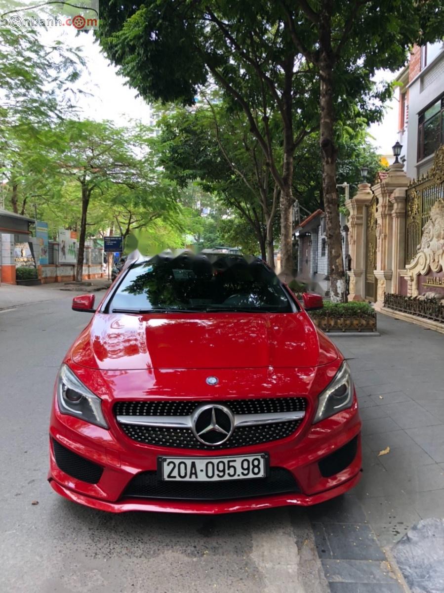 Mercedes-Benz CLA class  CLA 250 4Matic 2014 - Cần bán Mercedes CLA 250 4Matic sản xuất năm 2014, màu đỏ, xe nhập khẩu