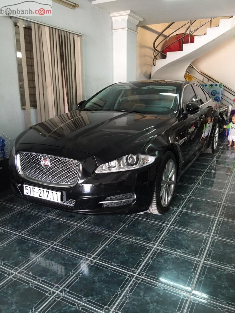 Jaguar XJ series  2.0 2014 - Xe Jaguar XJ series  2.0 sản xuất năm 2014, màu đen, xe nhập chính chủ