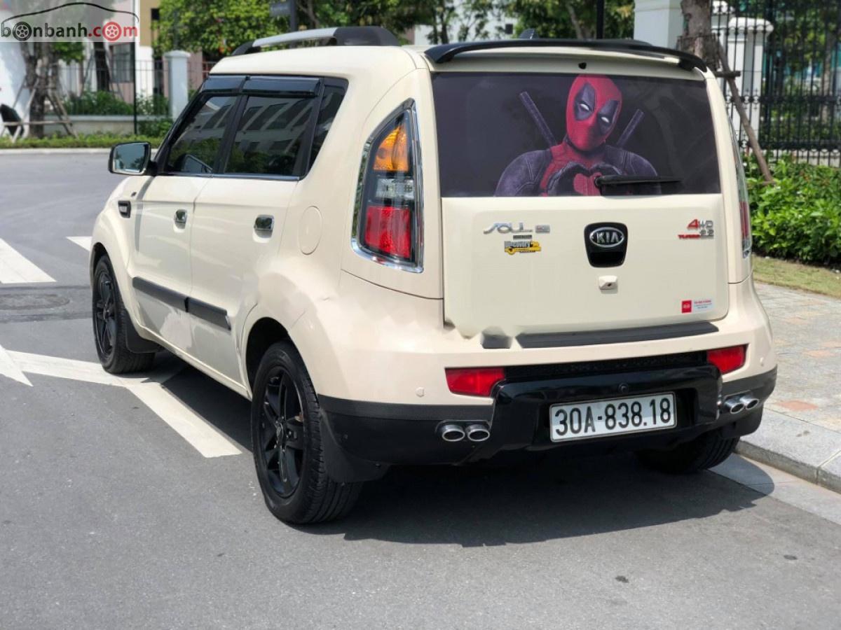 Kia Soul 4U 1.6 AT 2009 - Bán Kia Soul 4U sx 2009, màu kem (be), nhập khẩu