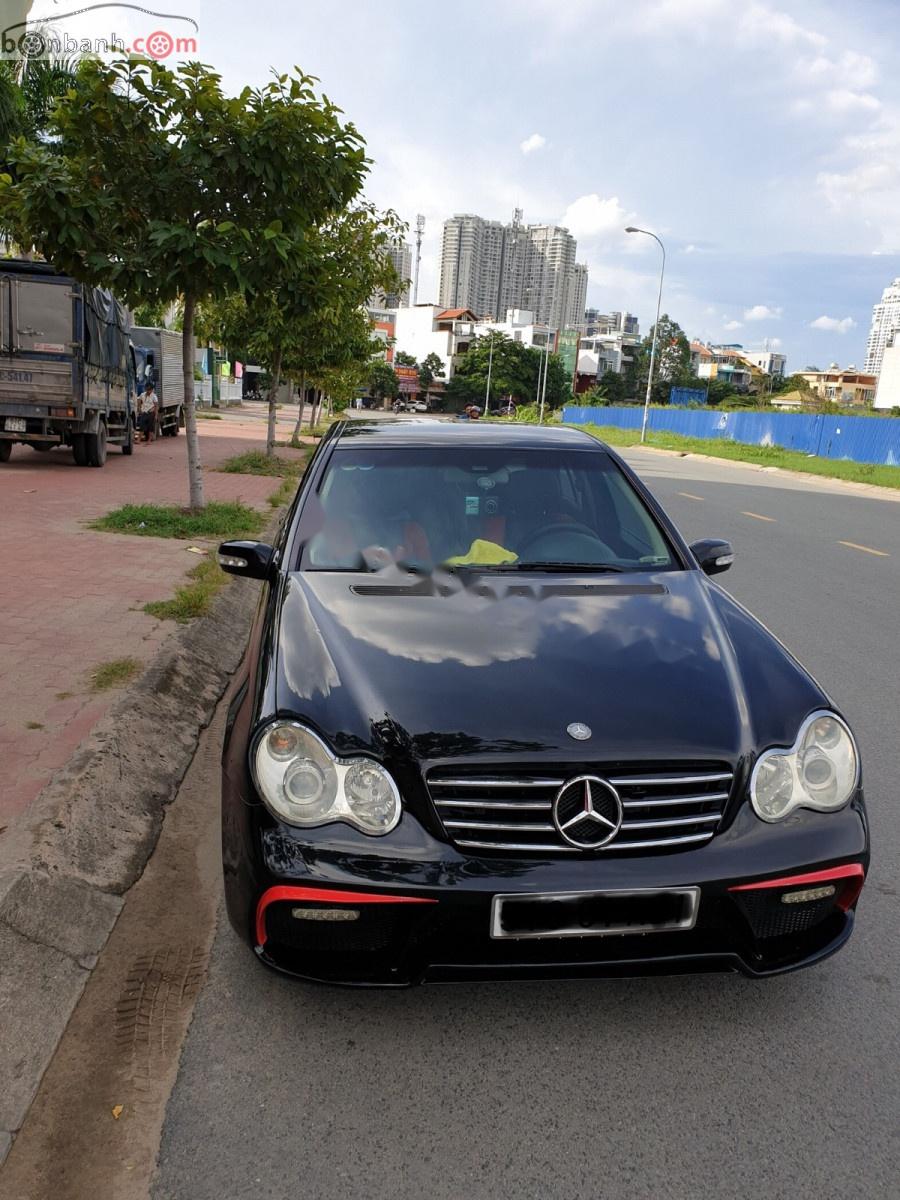 Mercedes-Benz C class  C180 Sport 2005 - Cần bán lại xe Mercedes C180 Sport 2005, màu đen