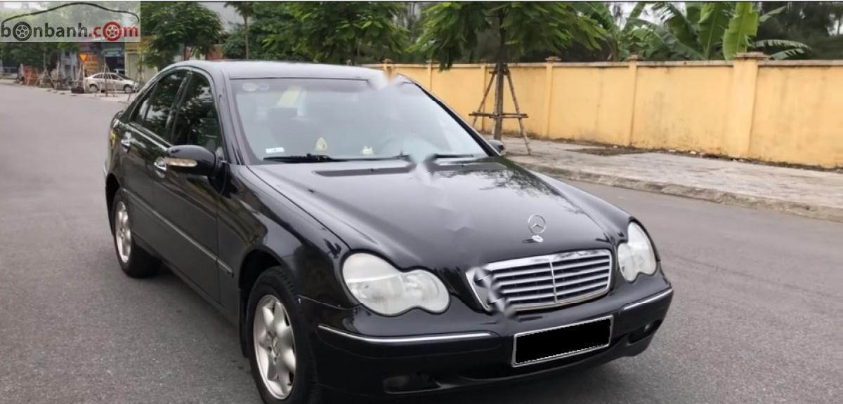 Mercedes-Benz C class   2005 - Cần bán lại xe Mercedes C200 đời 2005, màu đen, chính chủ