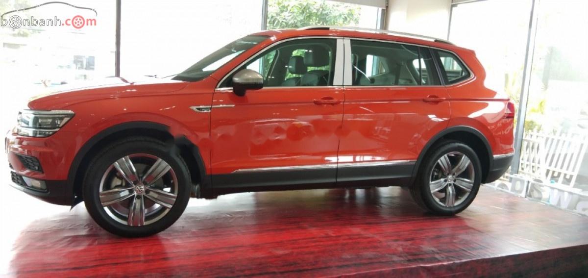 Volkswagen Tiguan Allspace 2019 - Cần bán Volkswagen Tiguan Allspace đời 2019, nhập khẩu