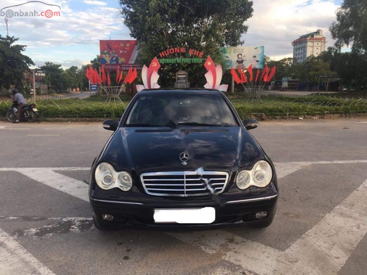 Mercedes-Benz C class 2002 - Bán ô tô Mercedes Benz C200 sản xuất năm 2002, màu đen