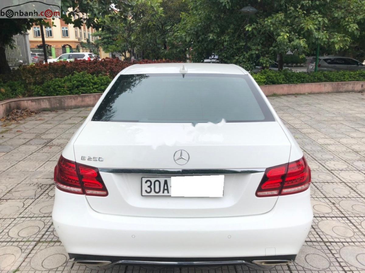 Mercedes-Benz E class  E250 2014 - Bán Mercedes E250 đời 2014, màu trắng