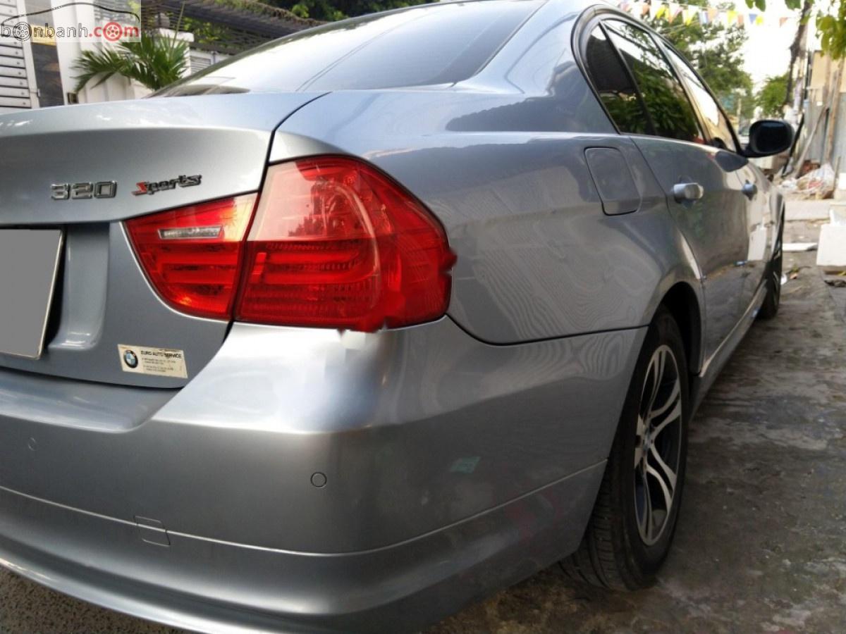 BMW 3 Series 2011 - Cần bán xe BMW 3 Series sản xuất năm 2011, màu xanh lam, xe còn mới nguyên