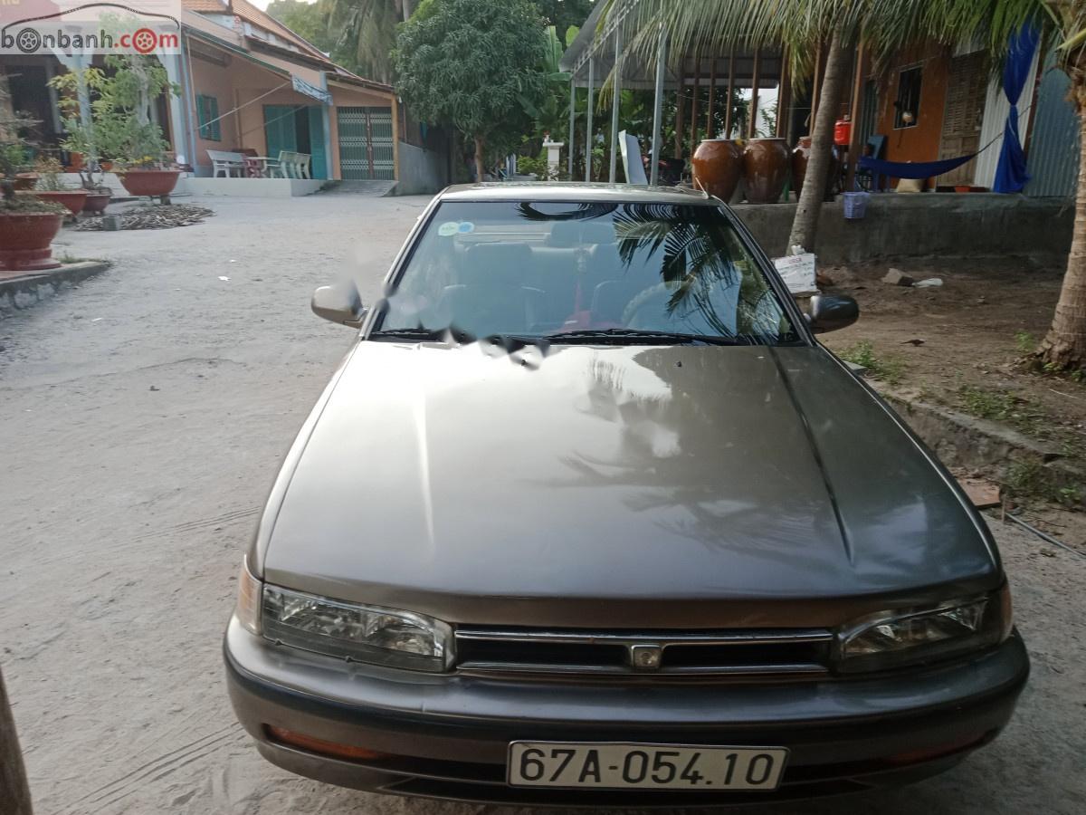 Honda Accord 1990 - Bán xe Honda Accord năm sản xuất 1990, màu nâu, nhập khẩu nguyên chiếc